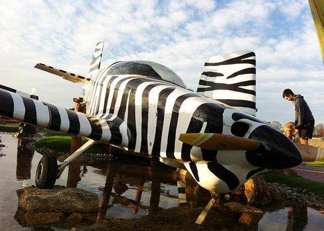 Crashed safari plane at Congo Rapids Golf