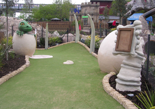 Dinosaur themed hole at Alton Towers